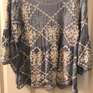 Anthropology Kindred Boho Tunic blouse in very good condition.